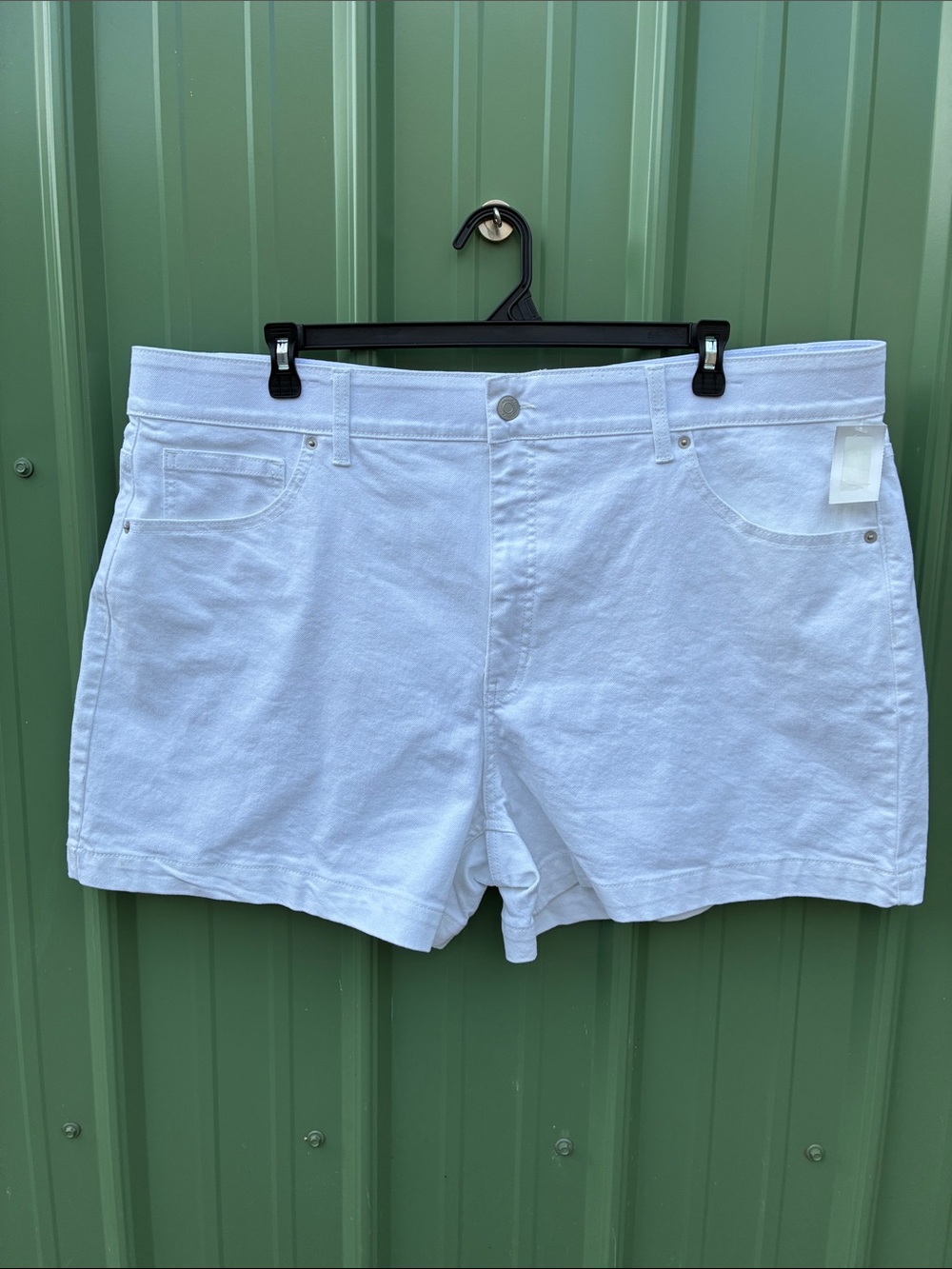 Women’s High Rise A Line Denim Shorts White Size 24W